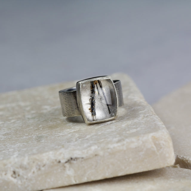 Tourmalinated Quartz Ring